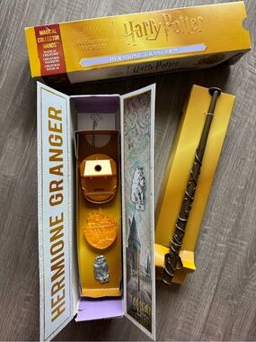Warner Bros. Hermione Granger Collector Wand with Yellow Display Box